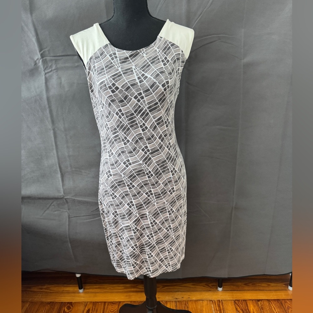NWT TART Elegant Geometric BODYCON dress.
